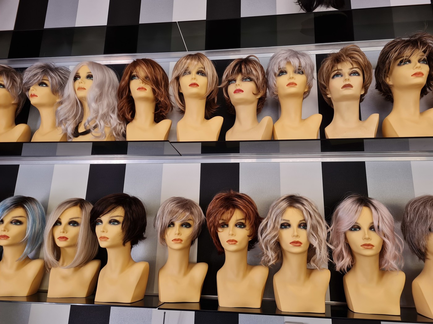 Georgies Wigs and Hair Design